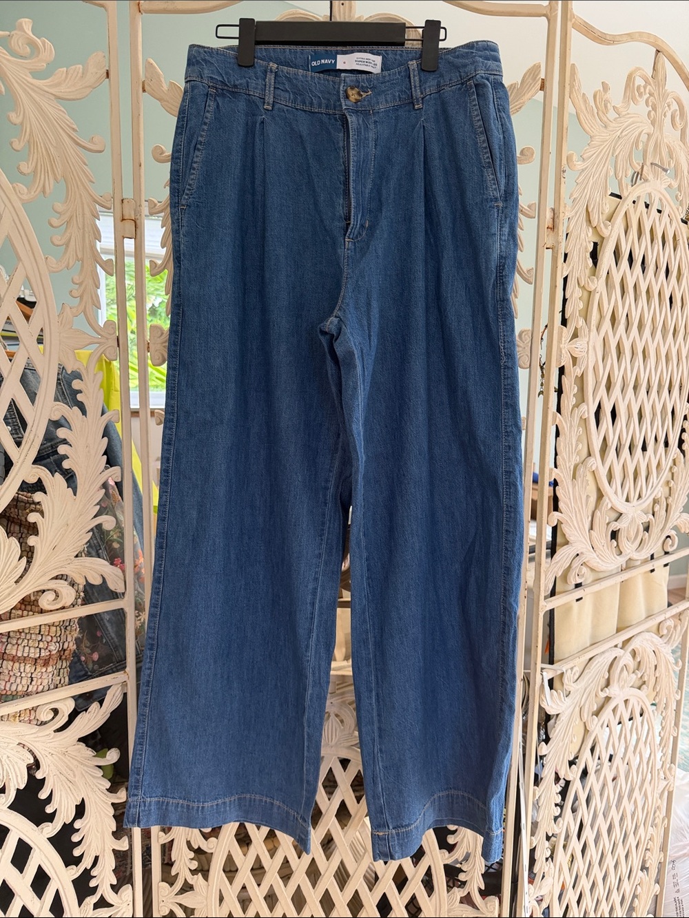 Old Navy Extra High Rise Wide-Leg Denim Jeans